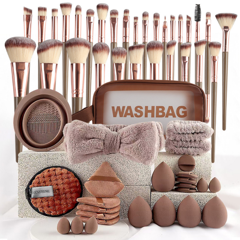 Beauty Queen Makeup - 40 Parça Güzellik Makyaj Araçları Seti