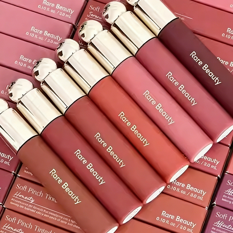 Rare Beauty 7 Renkli Yumuşak R - Rare Beauty Makeup Kit incelemesi ve fiyatı