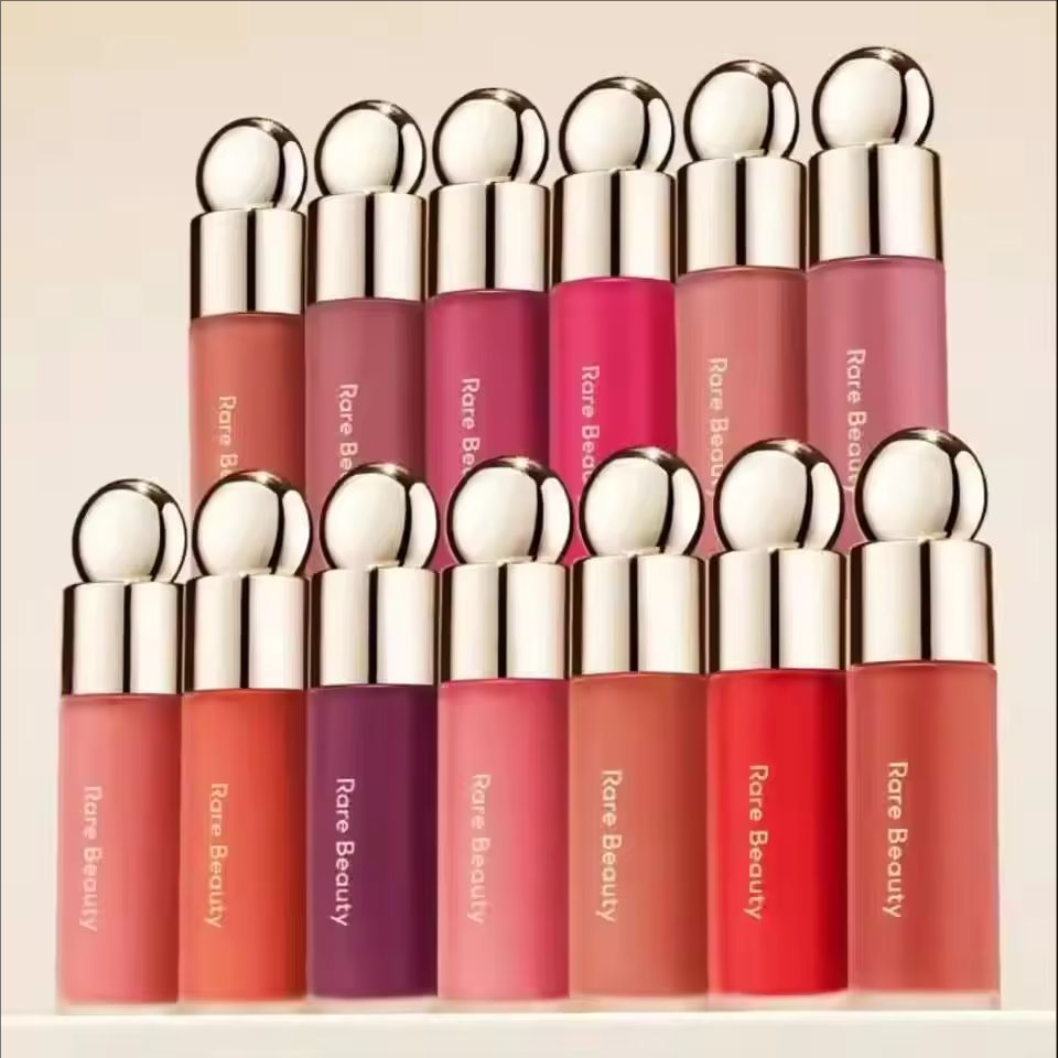 Rare Beauty Likit Allık İpeksi - Rare Beauty Makeup Kit incelemesi ve fiyatı