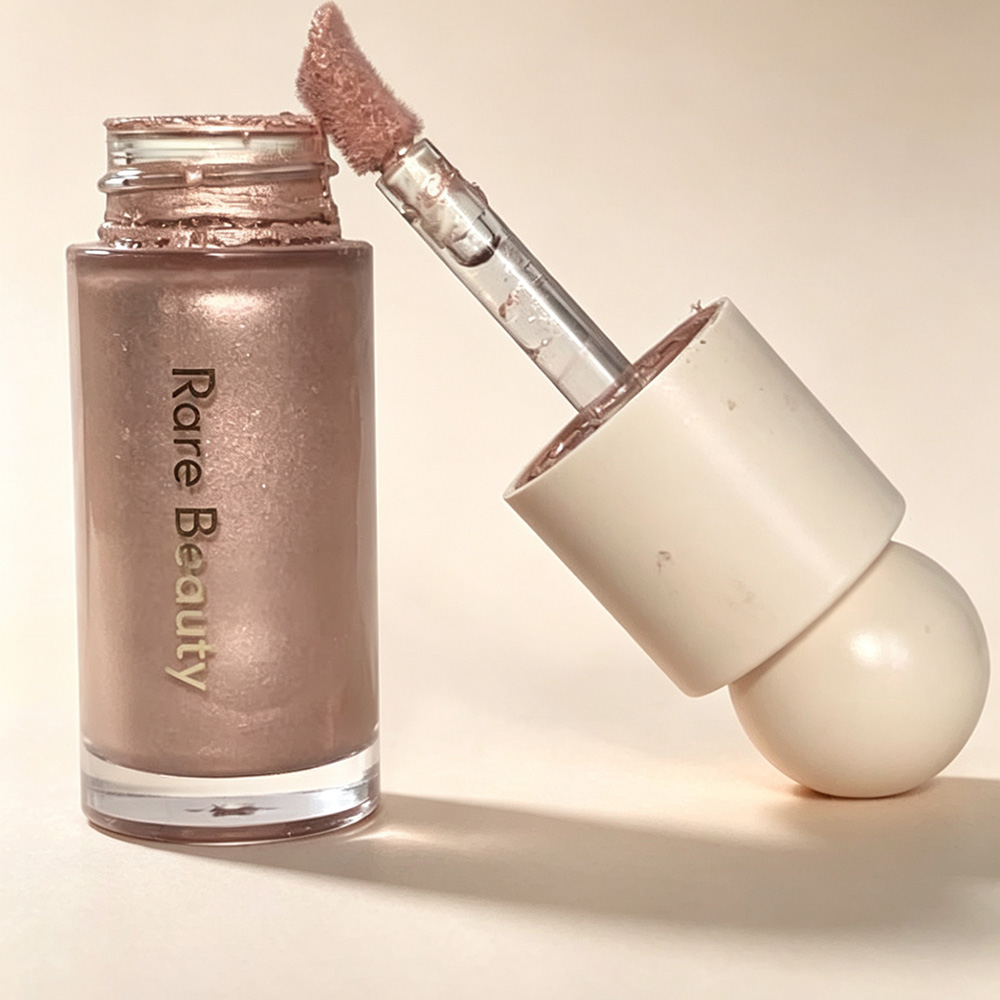 Rare Beauty Hafif İpeksi Aydın - Rare Beauty Makeup Kit incelemesi ve fiyatı